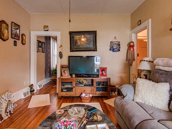 3rd image of 335 Bowman St