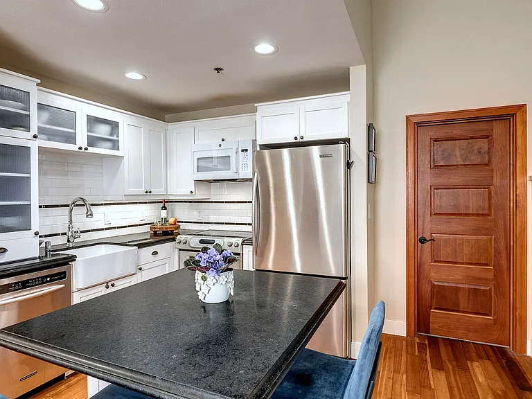 201 Galer St #331 — Photo 4