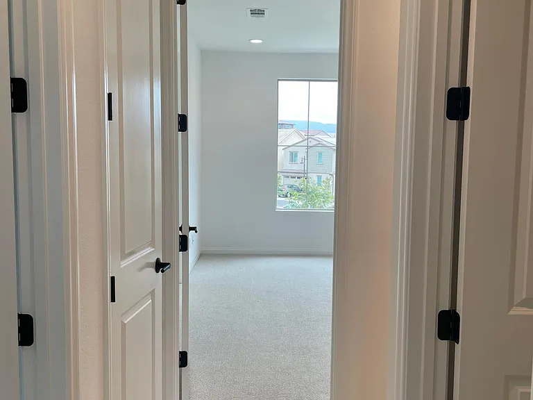 742 Longhorn Way — Photo 15