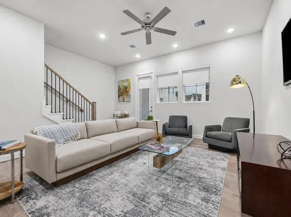 6342 Paddington Bend Dr, Houston, TX 77008