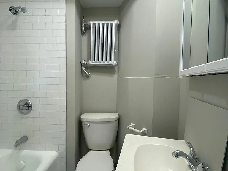 1175 Chapel St #503 — Photo 3