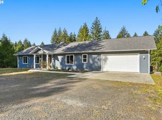 1203 N Crest Rd, Coquille, OR 97423