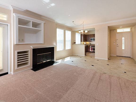 4th image of 10850 Serafina Ln Unit 27