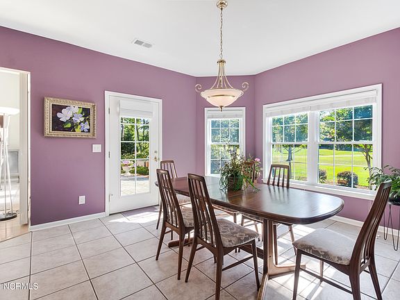 2nd image of 621 Dartmoor Way SW