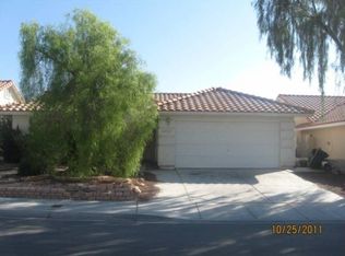4922 Hunters Run Dr, North Las Vegas, NV 89031