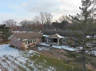 5885 Shea Rd, Cottrellville, MI 48039