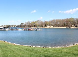 7423 Mariner Cove Dr, Cornelius, NC 28031