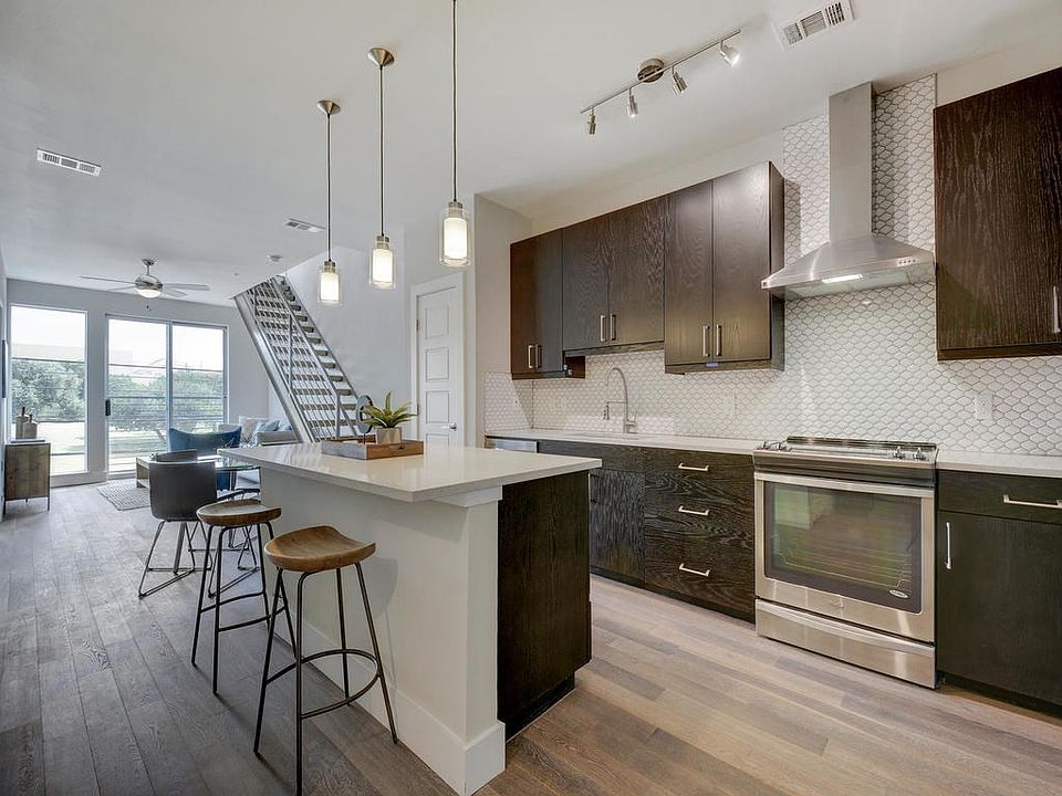 1st image of 3114 S Congress Ave #309