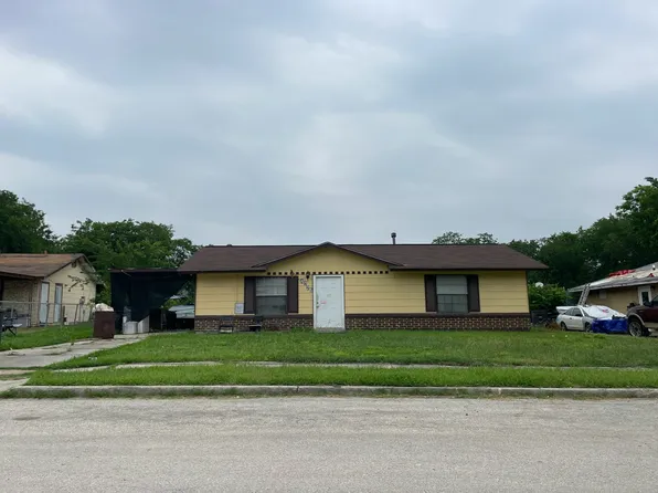 4826 Castle Guard, San Antonio, TX 78218