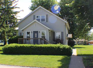 805 9th Ave, Durant, IA 52747