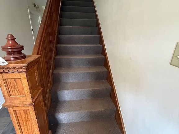 2nd image of 104-113 Stap Ln #D
