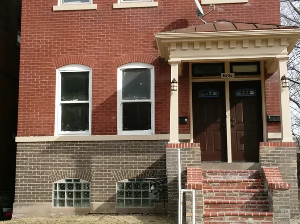 8606 Church Rd, Saint Louis, MO 63147