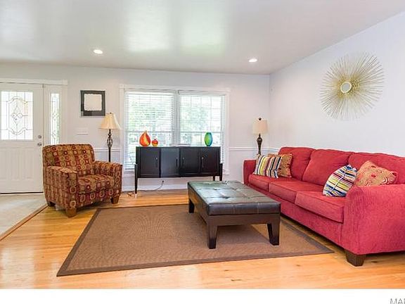 4th image of 455 Hill Trail Dr