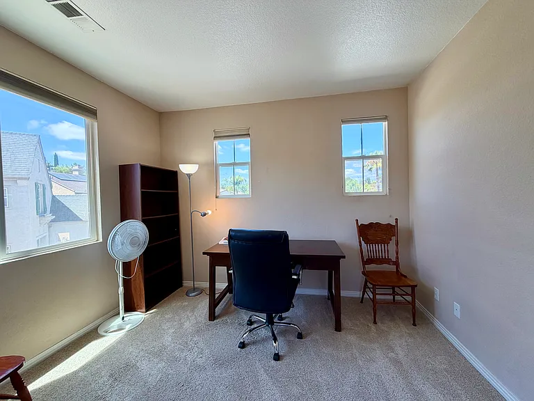 43130 Calle Camellia — Photo 36