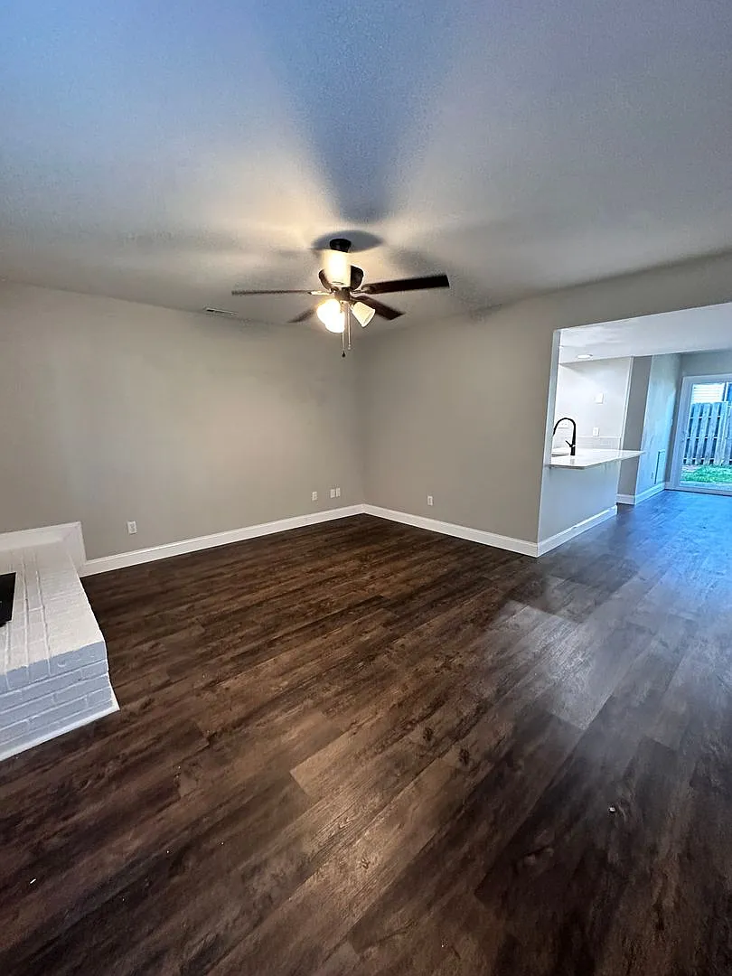 Exclusively Offered by Muse Realty, LLC. — Photo 3