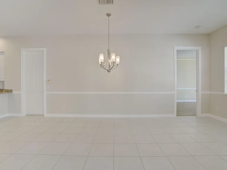 256 San Remo Dr — Photo 31