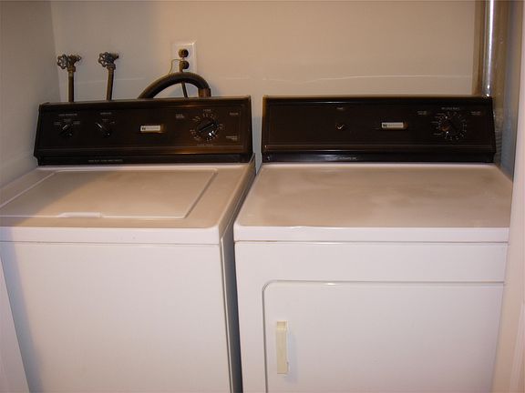 5th image of 5200 Hilltop Dr Unit 27