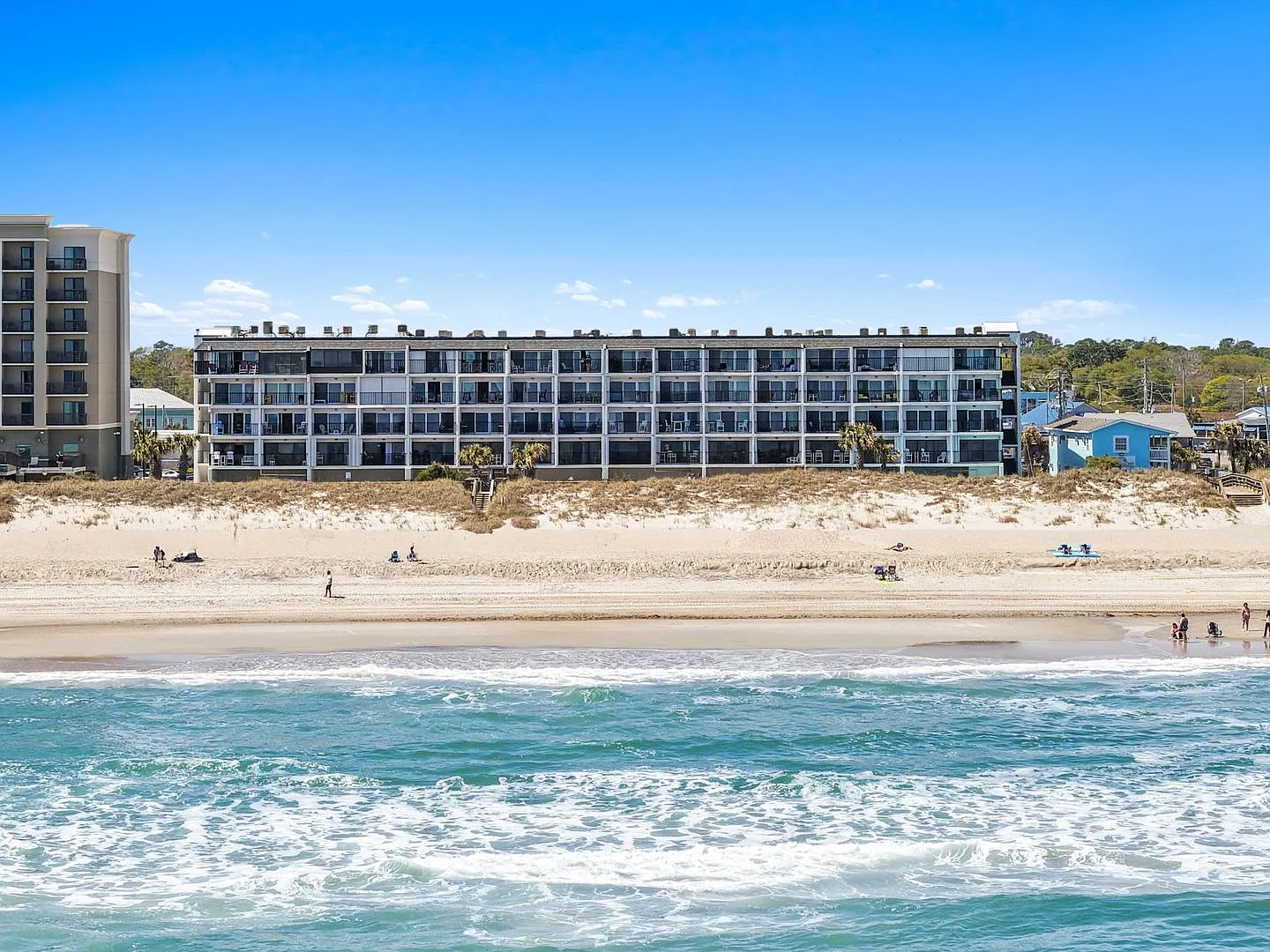 Oceanview Boardwalk Condo | Furnished Midterm Rental — Photo 2