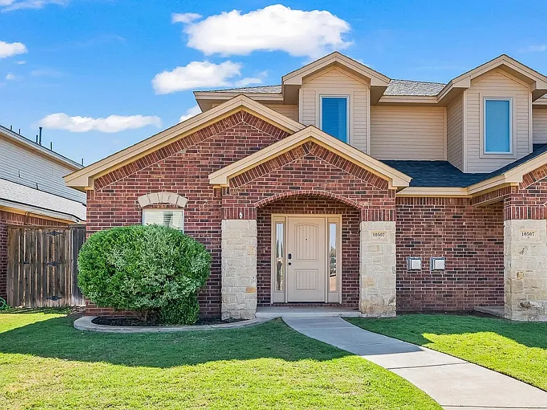 10507 Quinton Ave — Photo 2