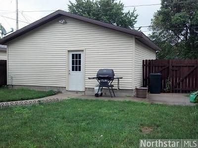 3rd image of 144 21st Ave N