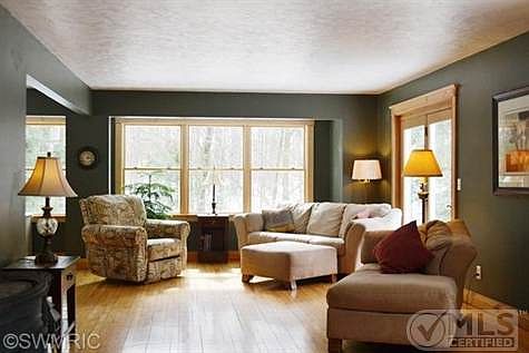 3rd image of 496 63rd St