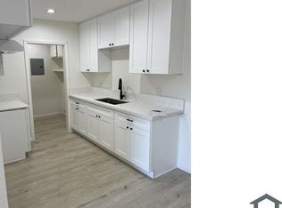 1647 W 80th St APT 5, Los Angeles, CA 90047