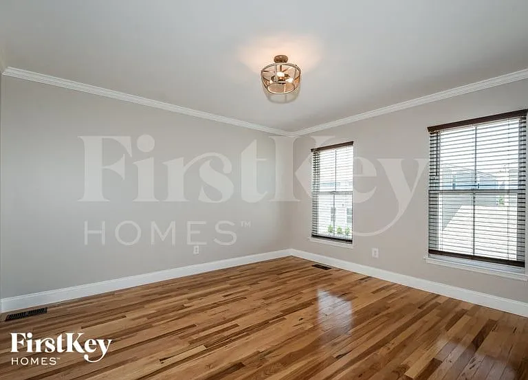 3218 Tiber St — Photo 8