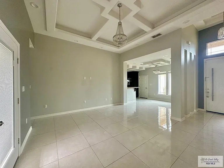 4030 Dalita Ct — Photo 6