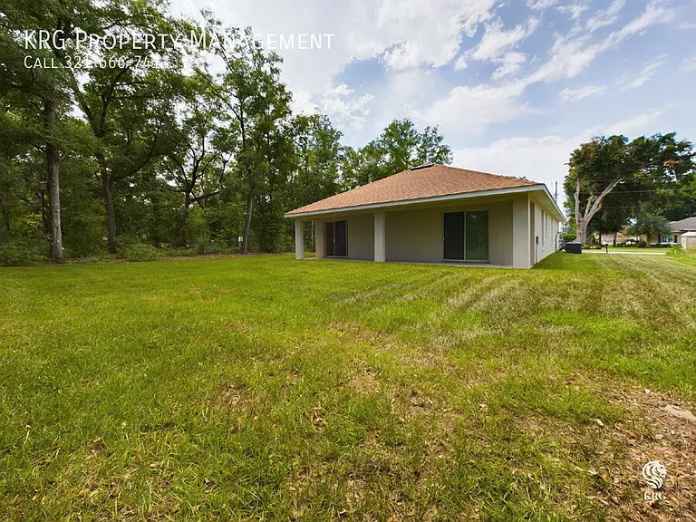 8352 SE 158th Pl — Photo 28