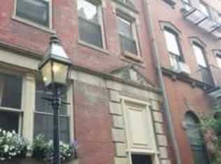 76 Myrtle St #09PH, Boston, MA 02114