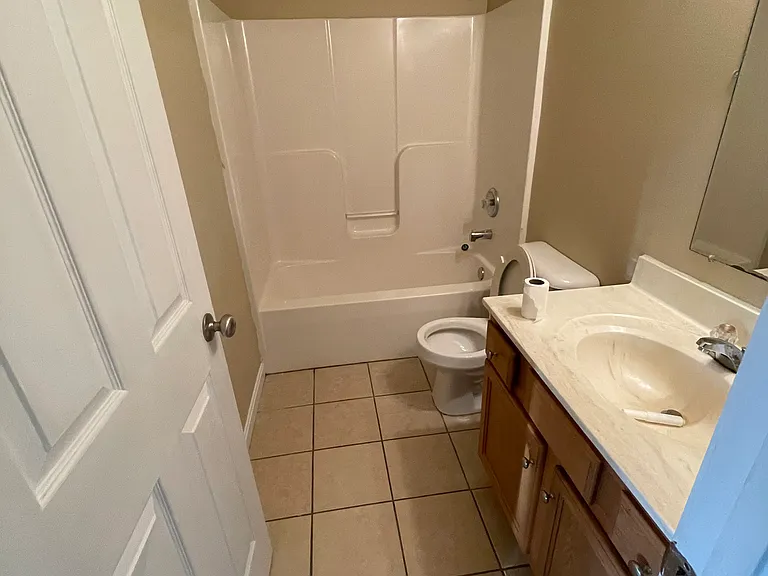 170 Robey Dr — Photo 5