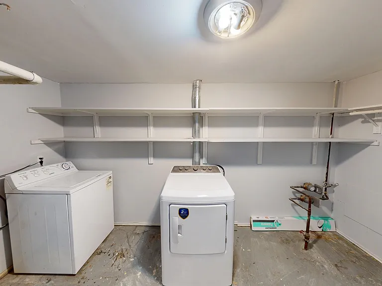 3 Sabrina Rd SW — Photo 10
