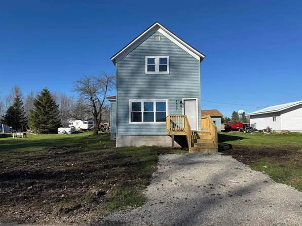 6357 S 2nd St, Wells, MI 49894
