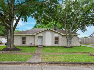 11826 Kirkway Dr, Houston, TX 77089
