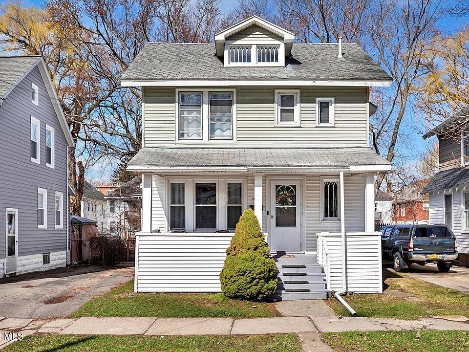 1st image of 1075 Keyes Avenue