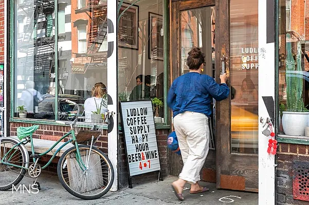 Rented by MNS Marketing | media 16