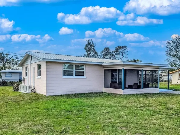 191 E Wentworth St, Englewood, FL 34223