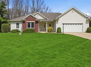 13635 Ranier Dr, Middlebury, IN 46540