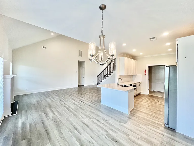1102 Cavil Hollins Ct — Photo 19