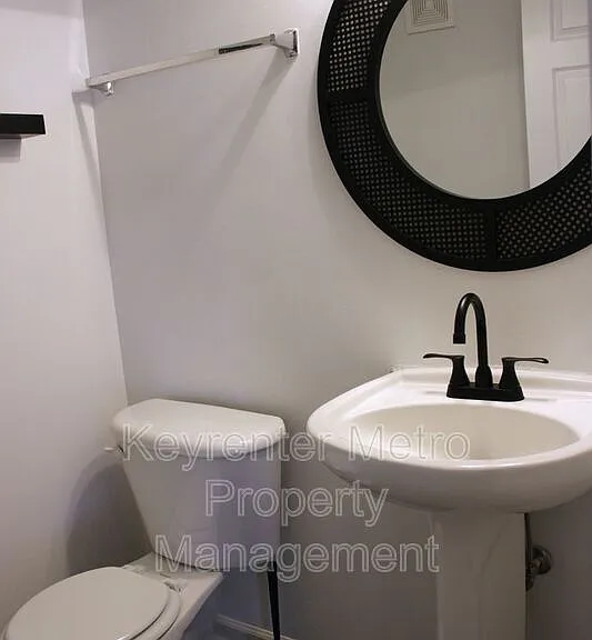 1005 Treeland Way — Photo 11