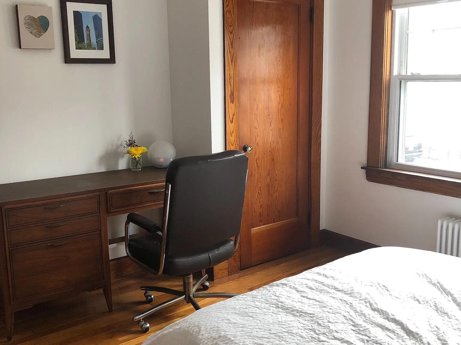 3 bed, 1150 sqft, $4,500 — Photo 4