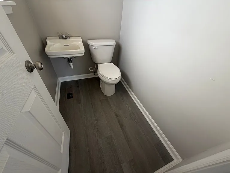 727 Old Nunez Rd — Photo 10