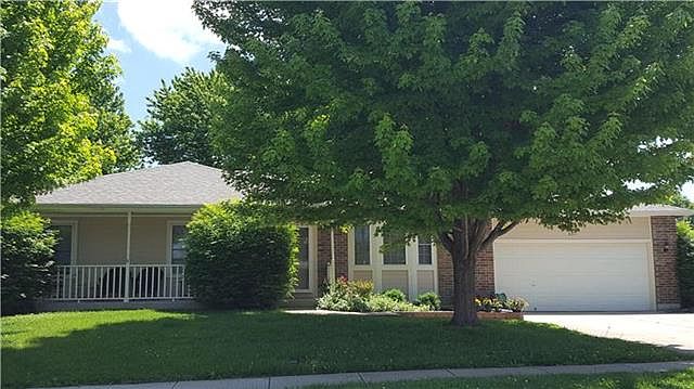 1st image of 809 Hereford Dr