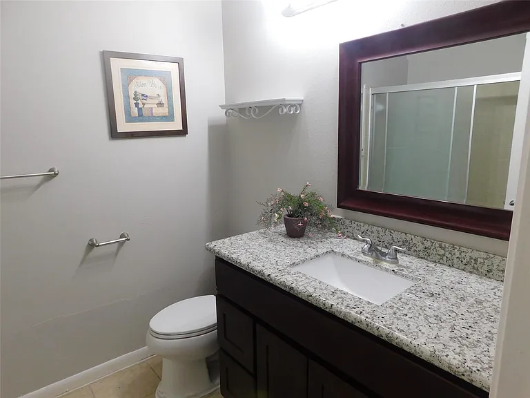 4403 Alamo Ave — Photo 20