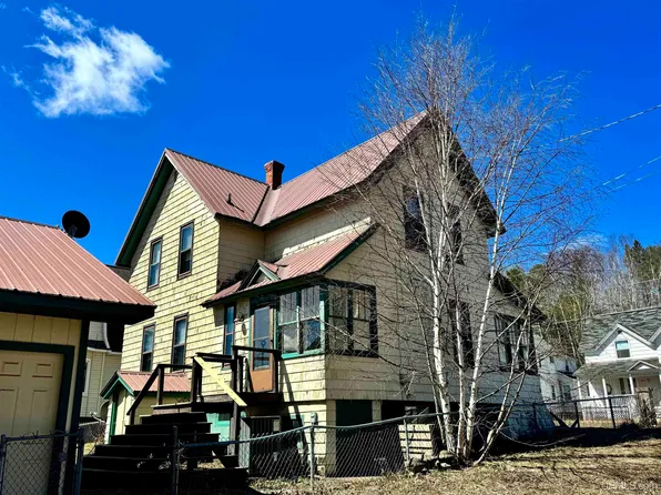 51944 Tamarack St, Hubbell, MI 49934