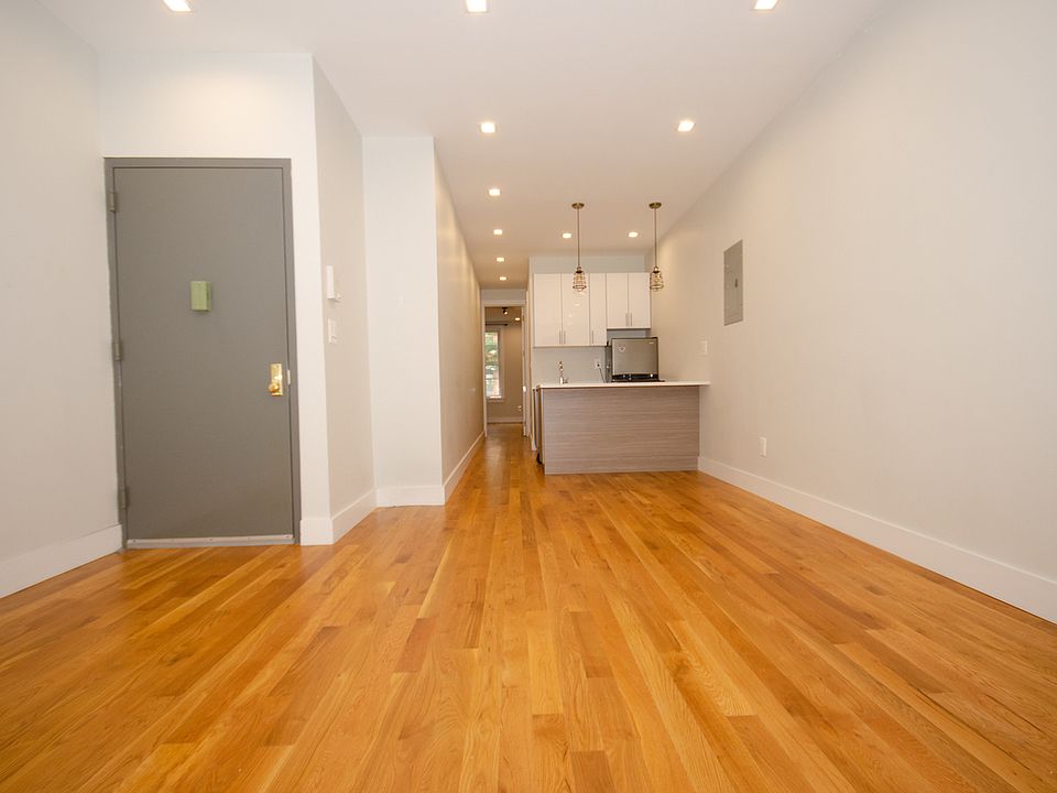 1st image of 114 N 8th St #2M
