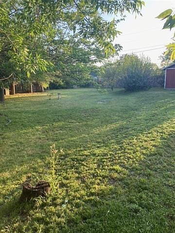 2nd image of 100 Hidden Valley Dr