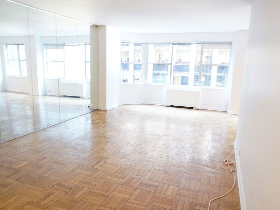 1st image of 77 W 55th St APT 10C
