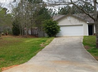 205 N Rock Island Dr, Eatonton, GA 31024