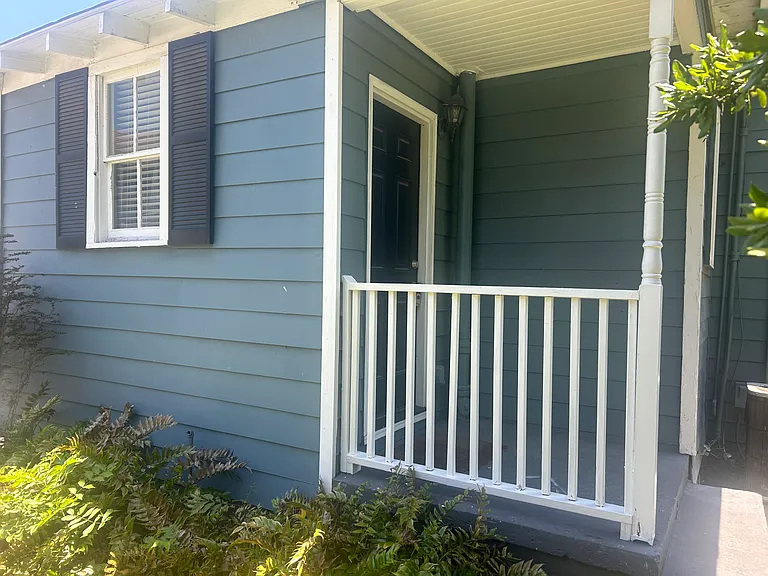 520 E Hall Ln — Photo 5